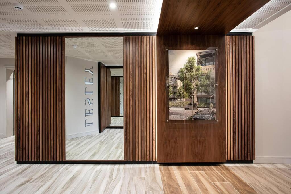 Brand New, Luxury & With Terrace Apartment *